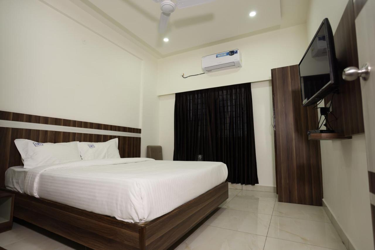 Hotel Sigma Suites Bangalore Exterior photo