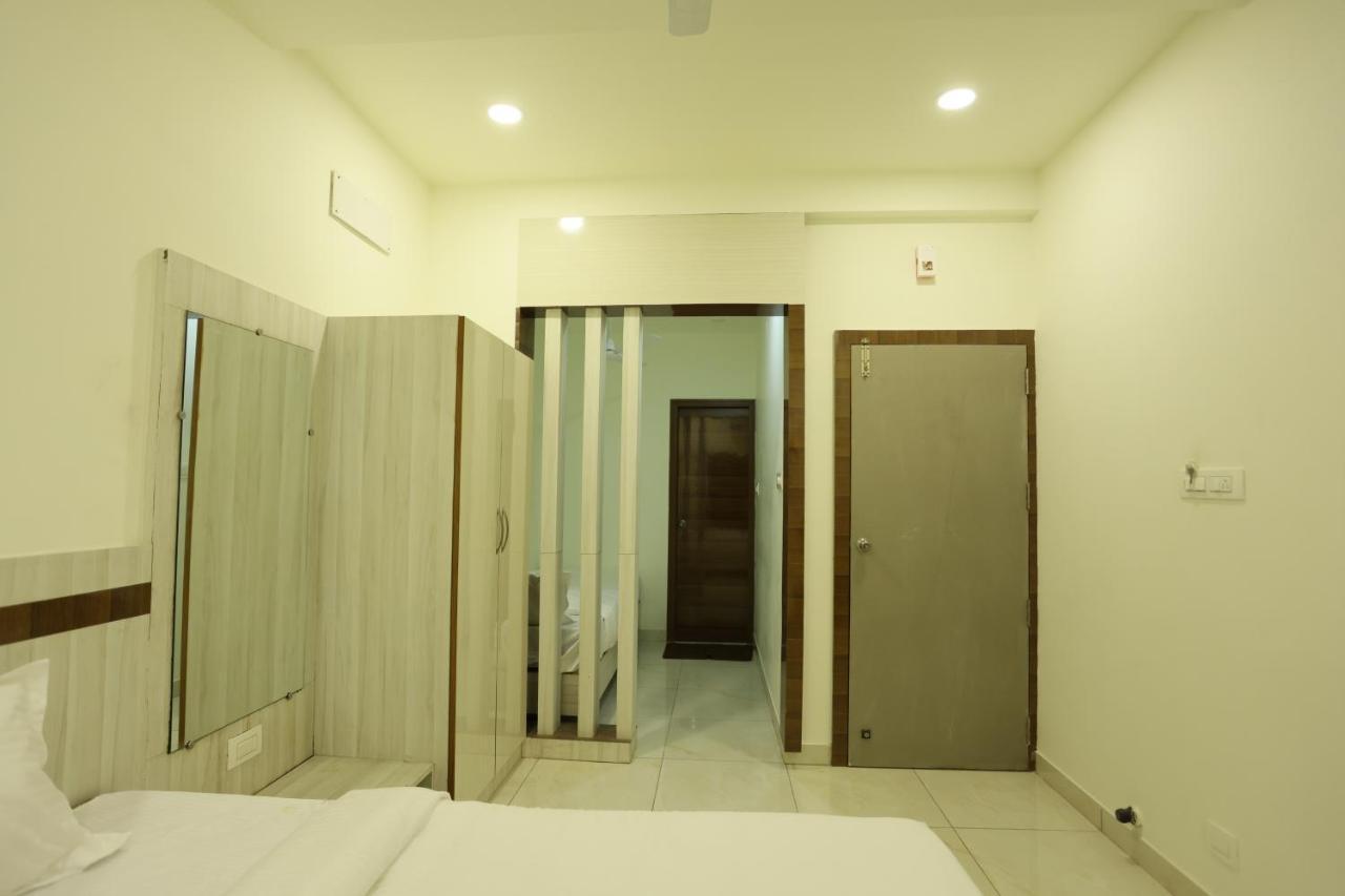 Hotel Sigma Suites Bangalore Exterior photo