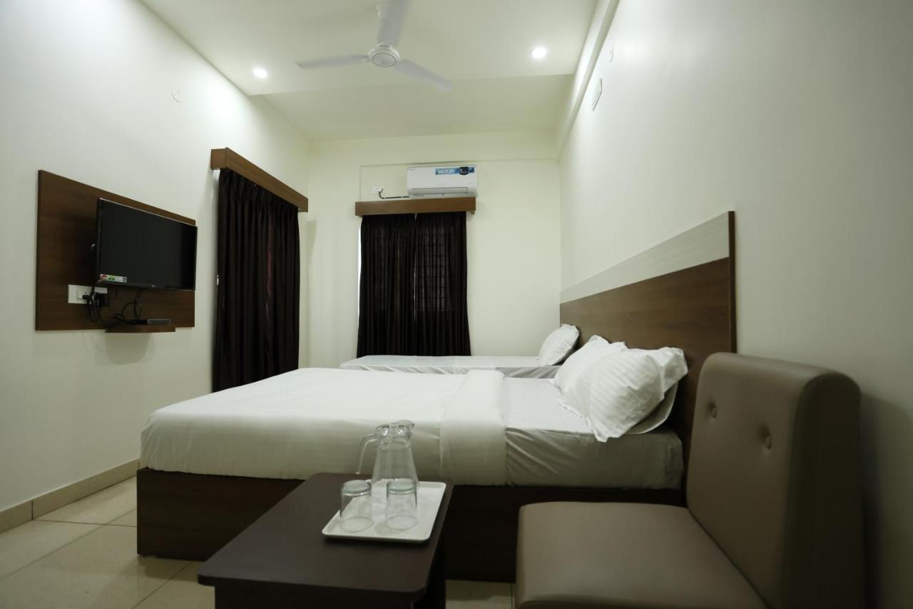 Hotel Sigma Suites Bangalore Exterior photo