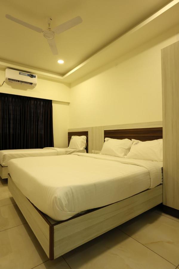 Hotel Sigma Suites Bangalore Exterior photo